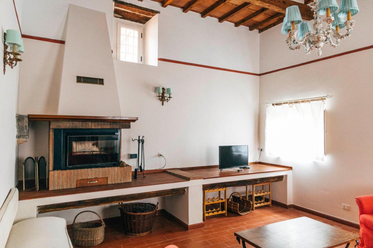 Tenuta San Giovanni Lucca - Borgo Del Locumone ภายนอก รูปภาพ